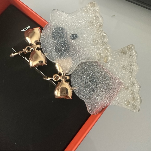 BETSEY JOHNSON HALLOWEEN GHOST WITH PINK BOW AND BLING DANGLE EARRINGS NEW W BOX - Picture 3 of 3